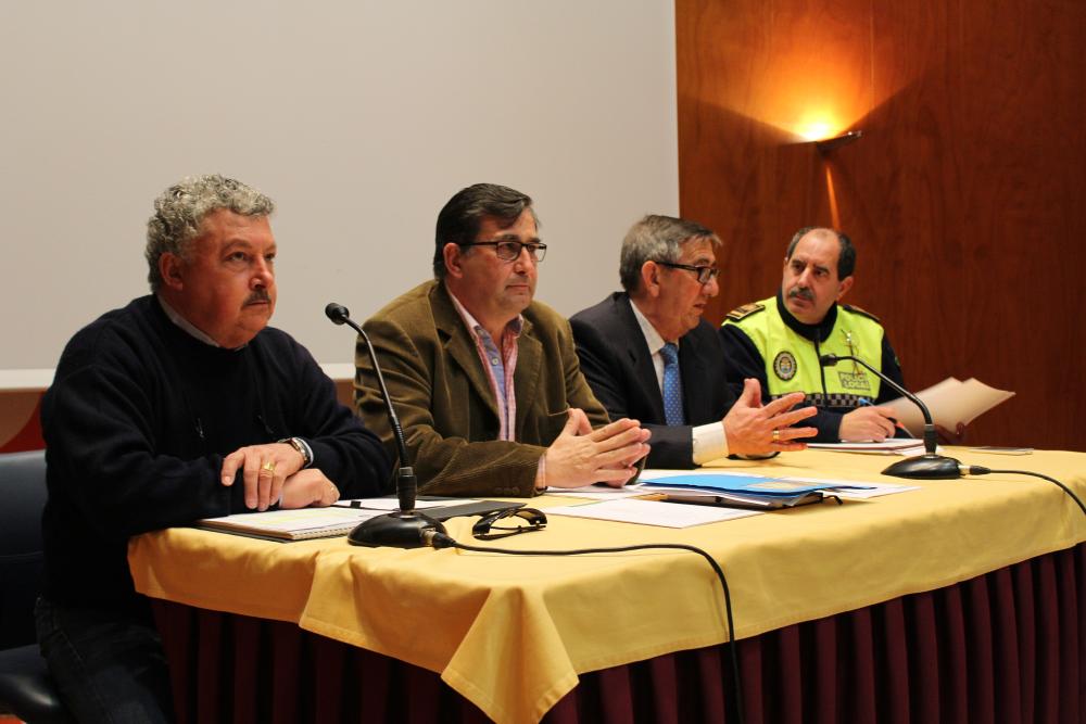 Imagen La Palma acogió la asamblea provincial de jefes de policías