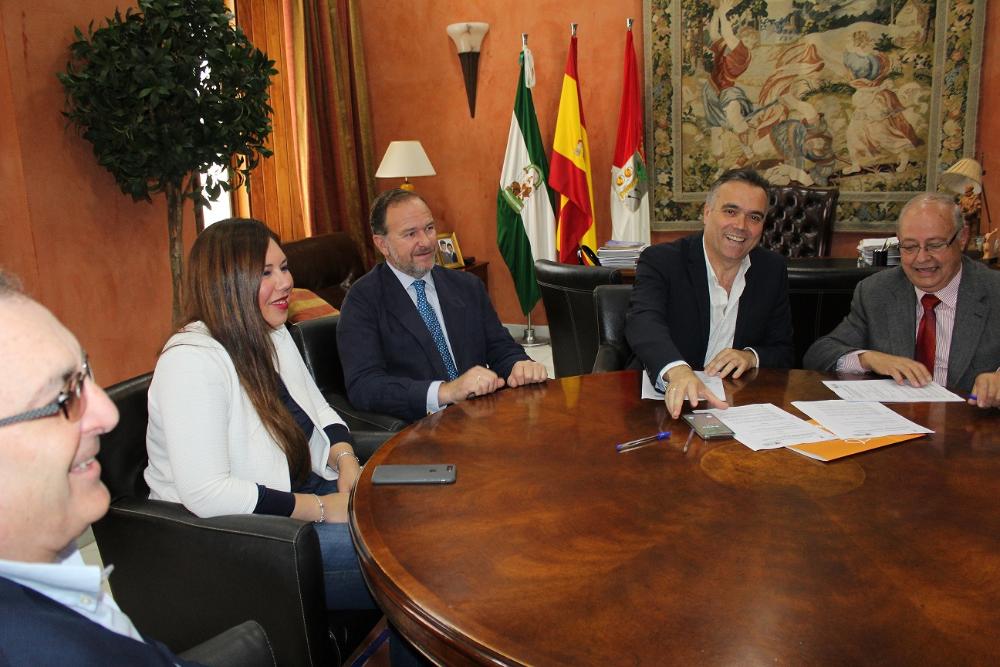 Imagen Ayuntamiento y Apyme La Palma renuevan su convenio de colaboración.