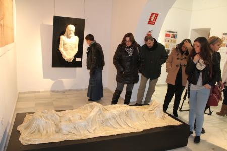 Imagen El alcalde inaugura la exposición: La Sábana Santa de Turín: Misterio y Ciencia.