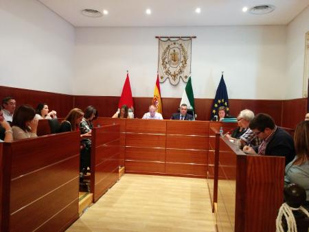 Image El Ayuntamiento aprueba sus presupuestos para el 2015, calificado por el equipo de gobierno como los más solidarios de la historia de La...