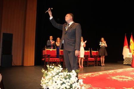 Image Manuel García Félix, legitimado por el pueblo, proclamado alcalde por mayoría absoluta