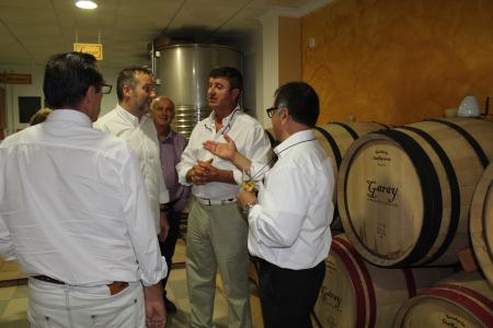 Image Bodegas Garay obtiene una gran puntuación de sus vinos en la Guía Peñín de los vinos de España