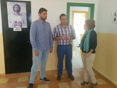 Image El Ayuntamiento pone a disposición de la Junta de Andalucía los terrenos para la construcción de un nuevo colegio Manuel Siurot