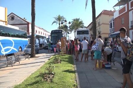 Image La Concejalía de Juventud puso cinco autobuses para viajar a Aquopolis