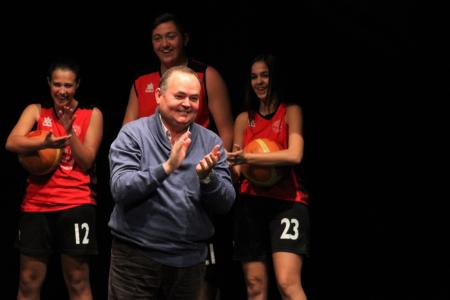 Imagen El Club Baloncesto La Palma 95 rinde homenaje al ex presidente Antonio Lagares