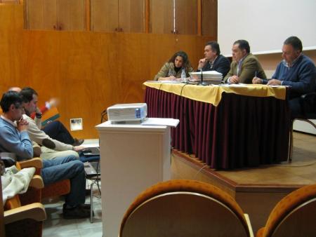 Image El pleno del Ayuntamiento de La Palma aprueba la modificación del PGOU para permitir la construcción de un geriátrico