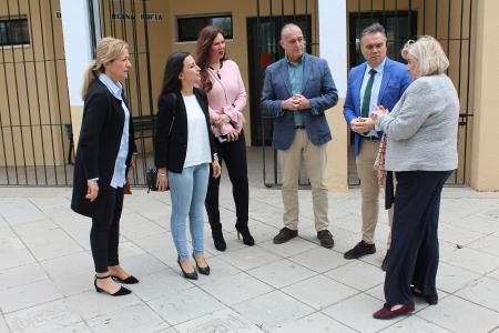 Image La delegada de Salud, Manuela Caro, visita La Palma para conocer la realidad sanitaria del municipio.