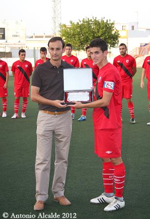 Imagen La Palma C.F. se adjudica el XI Trofeo Ciudad de La Palma - Memorial Juan Alfaro