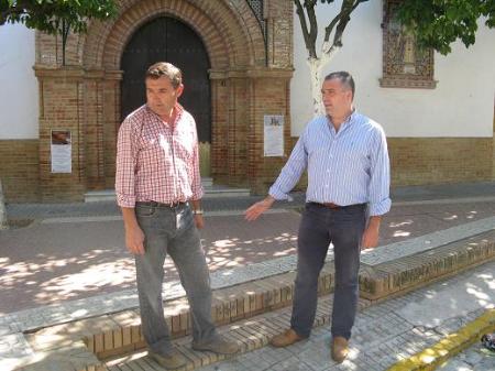 Image La restauración integral de la histórica plaza de Padre Jesús y las obras de la calle Hinojos generan 170 empleos