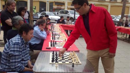 Image Una concurrida simultánea aviva en La Palma el interés por el ajedrez
