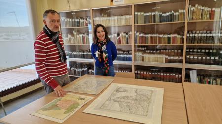 Imagen La biblioteca municipal Manuel Siurot de La Palma del Condado completa su fondo cartográfico con tres nuevos mapas históricos.