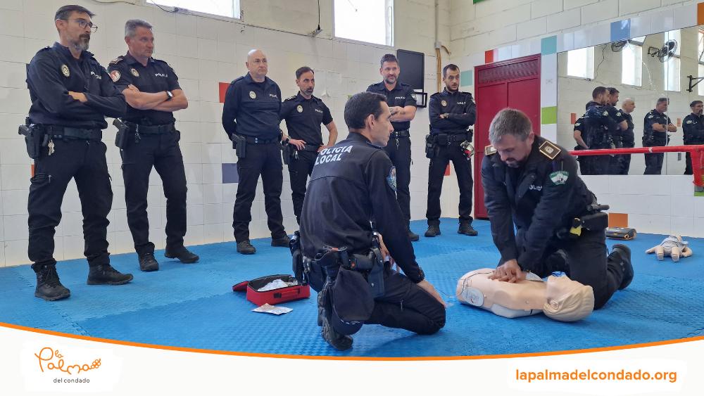 Image La policía local actualiza su formación sobre el uso del desfibrilador y...