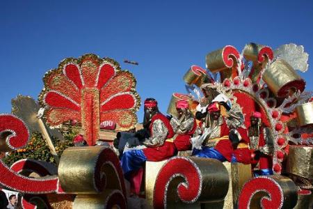 Imagen Todo preparado para la Cabalgata de Reyes, a la que este año se une el Gran Visir